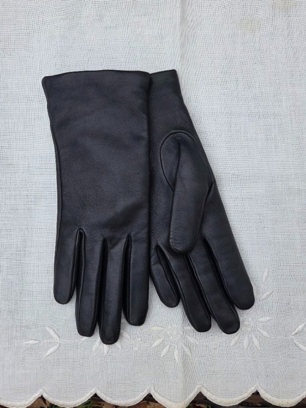 Genuine Leather Gloves 100% Cashmere Lined Black Winter Womens Size Small S/P
